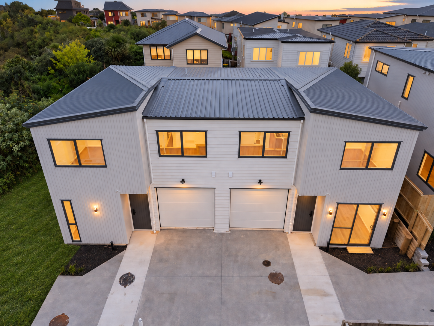 View across the rear homes at 166 Princes Street East
